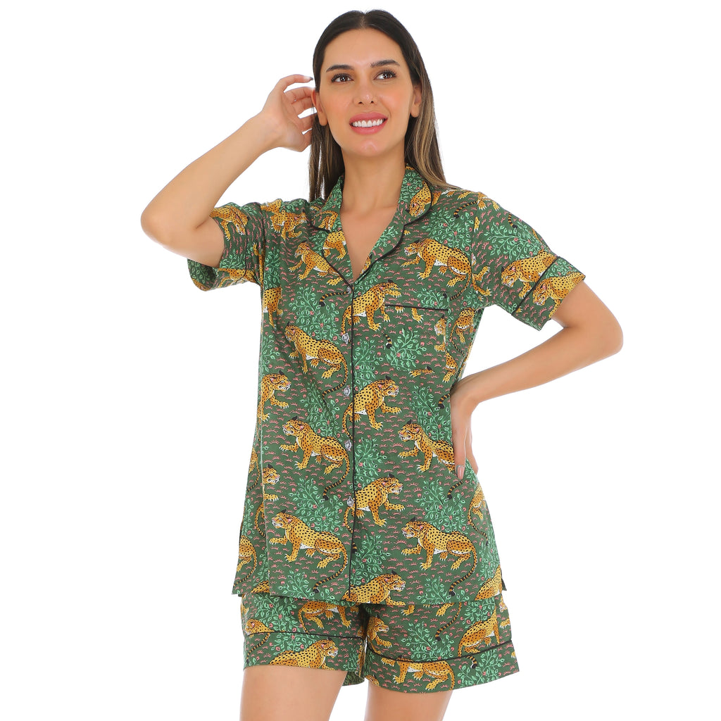 loose fit night suit