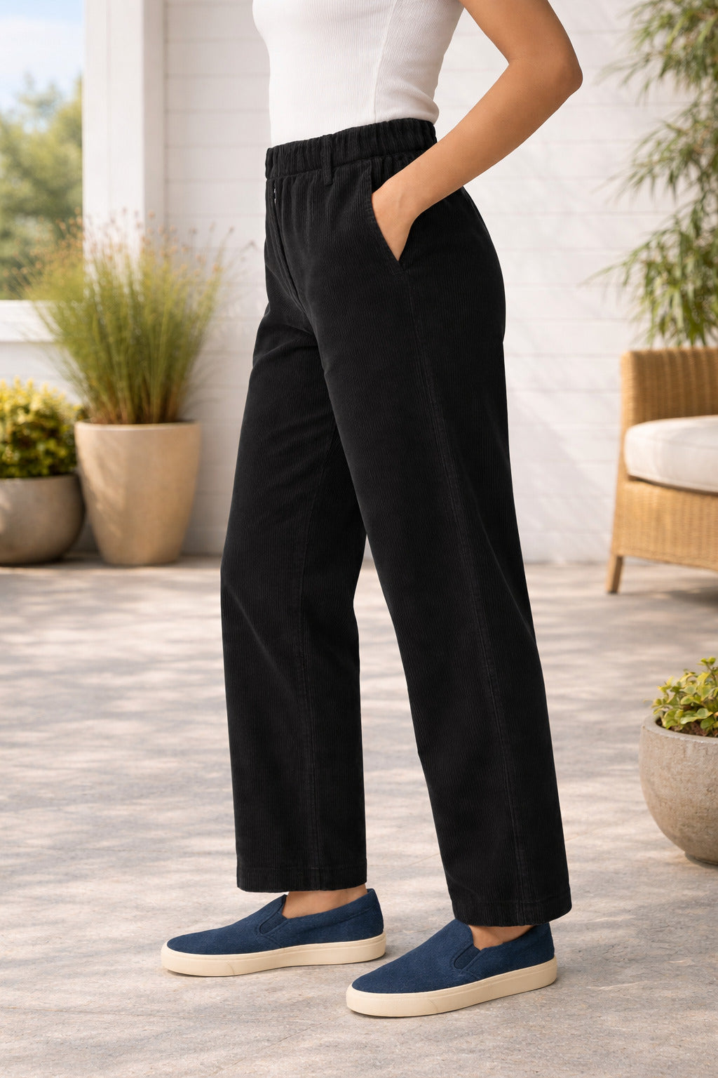 Chic Olive Green Trousers for Women - Tailored Fit - Casual Elegance